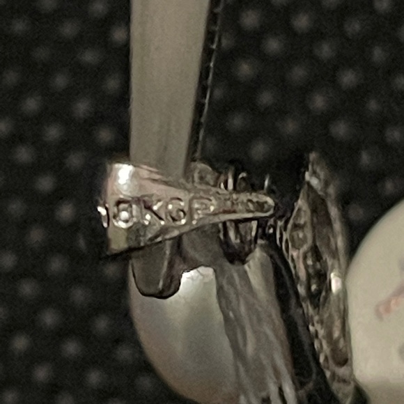 NWT Beautiful Pearl Pendant - Picture 4 of 5